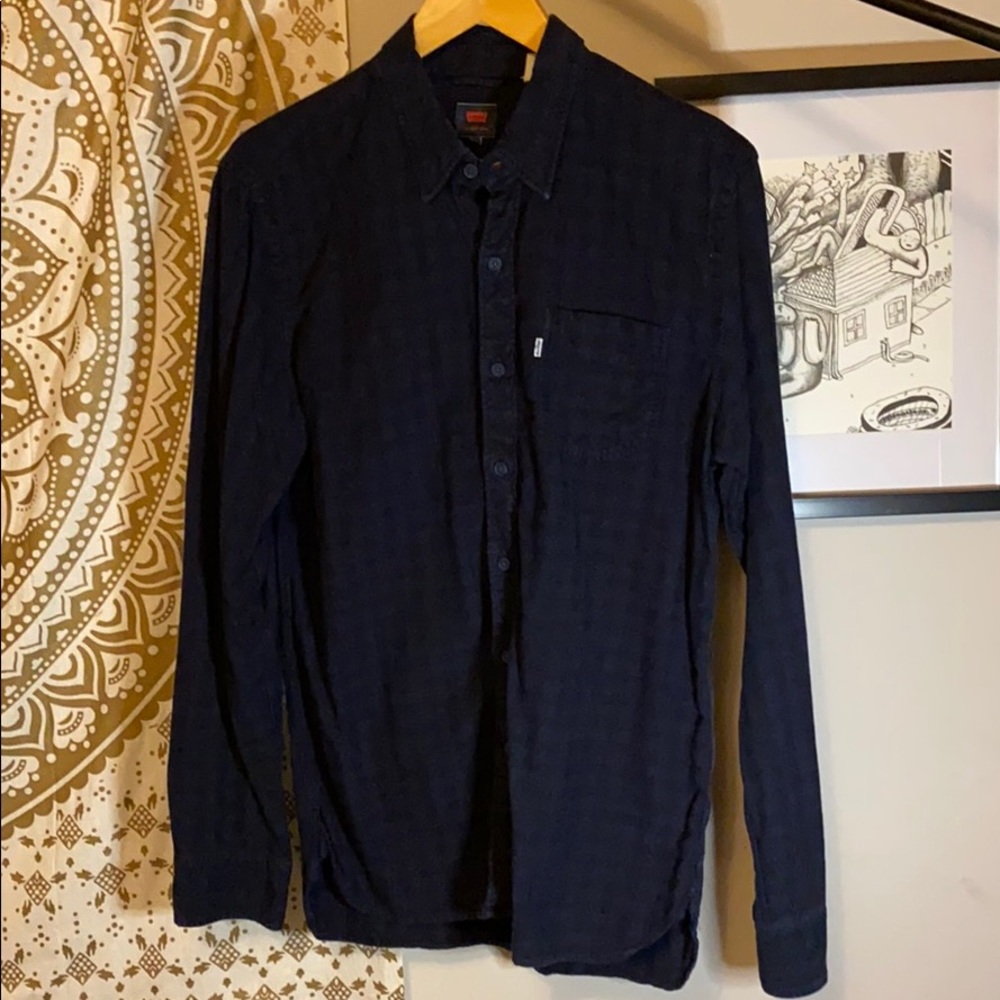 Levi’s Plaid Button Down